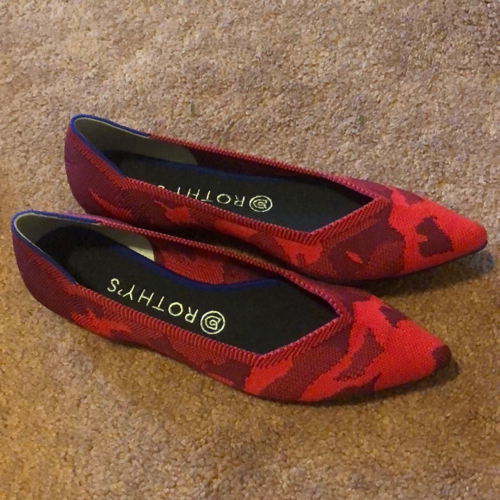 Super cute Rothy’s flats